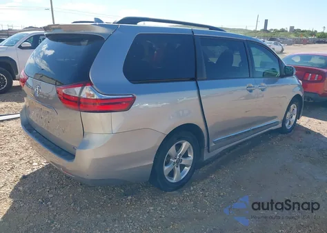 2018 Toyota Sienna Le 8 Passenger из США, поврежденный, VIN 5TDKZ3DC4JS901522